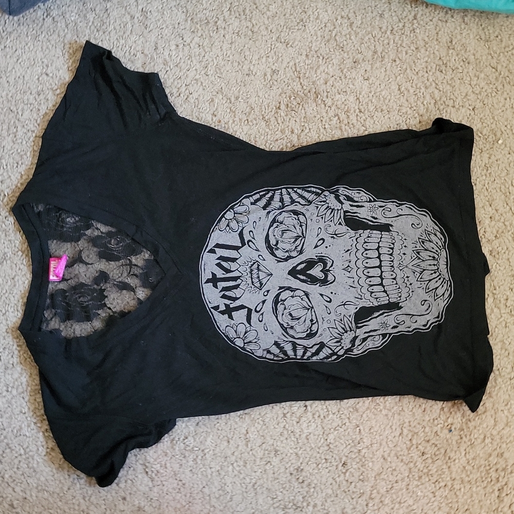 Fatal tee
